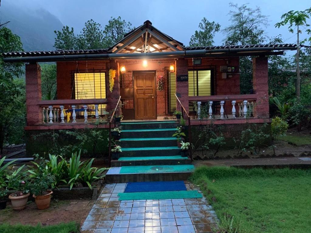 Sukant Homestay, Palu, Murbād Екстериор снимка